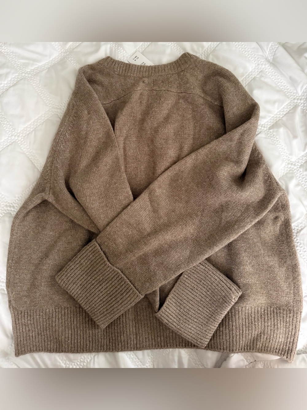 Abercrombie & Fitch Women’s A&F Madeline Sweater - Picture 3 of 3